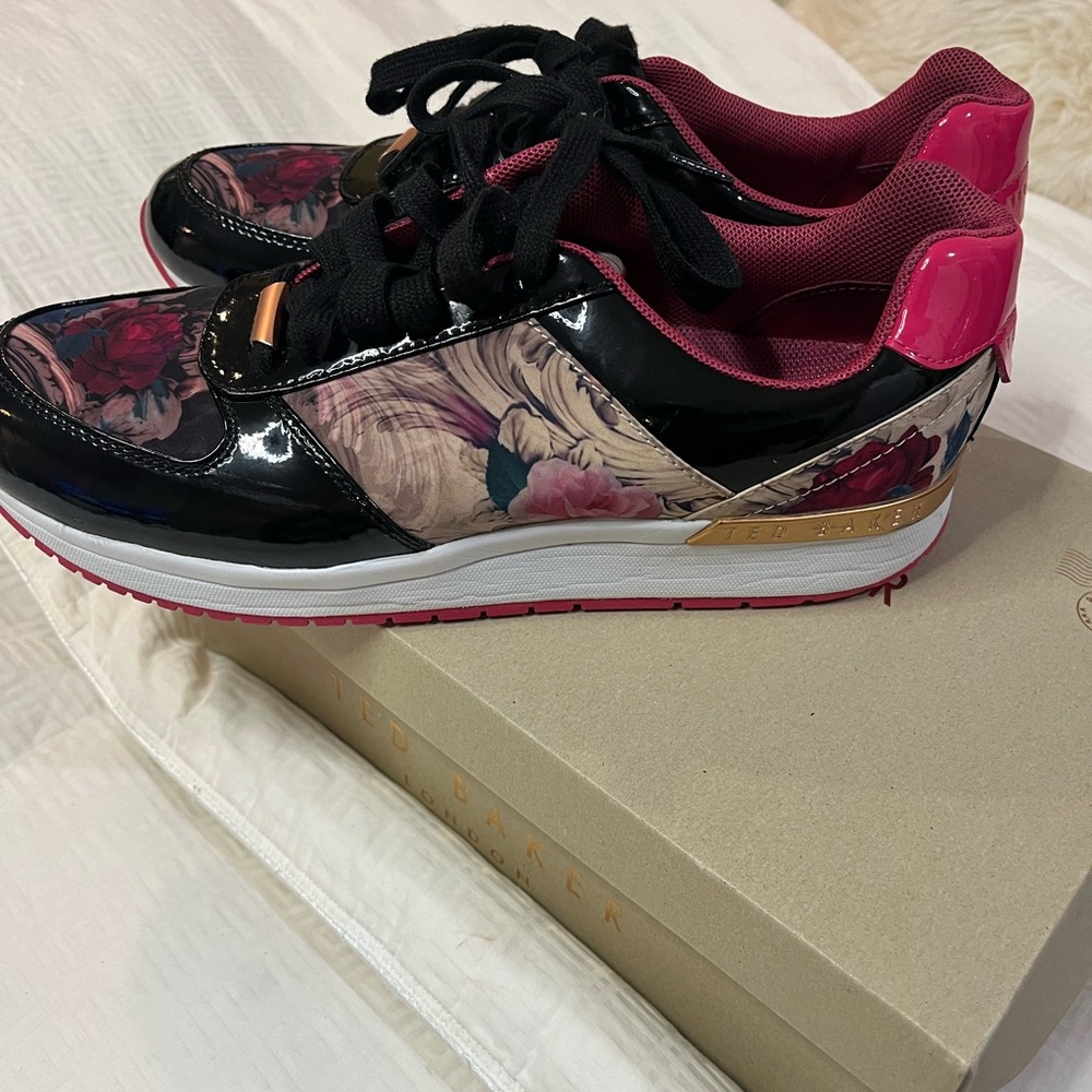 Ted Baker London Phressya 2 Floral Sneakers Women’s Size 10 / UK 8/ EU 41 - Picture 7 of 7